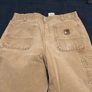 Carhartt Khaki Canvas 34x33. Full cut.